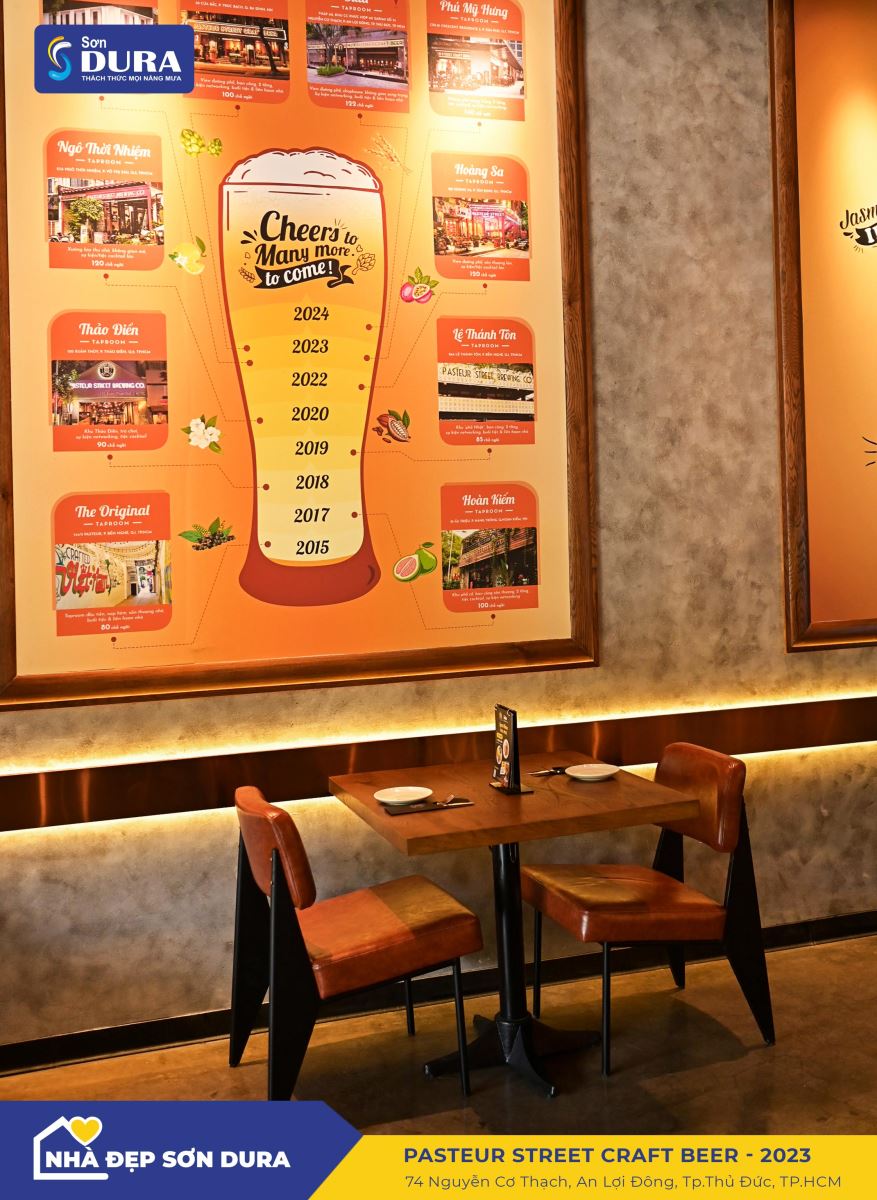 Pasteur Street Craft Beer được thiết kế với một không gian bắt mắt, ấn tượng.