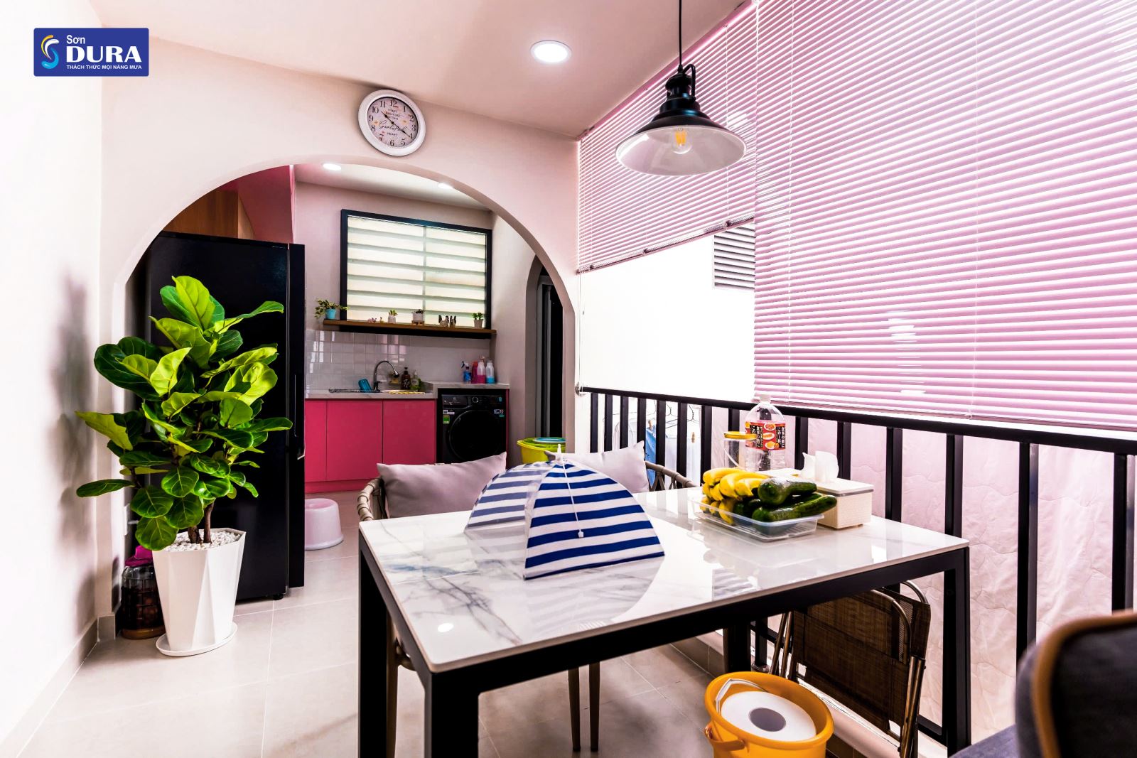 Không gian phòng bếp, phòng ăn được kết hợp trong không gian mở