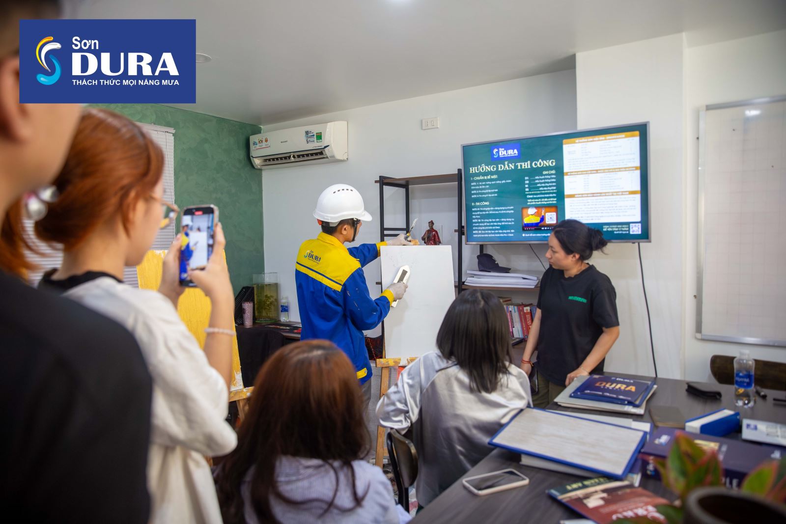 workshop thi công sơn hiệu ứng tại sya design studio